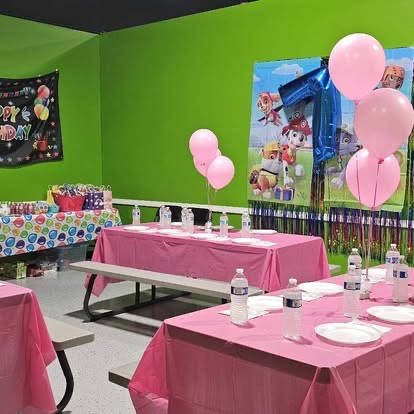 Party room before decorations