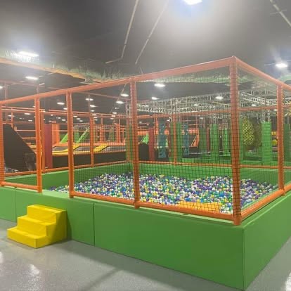 Toddler ball-pit enclosure